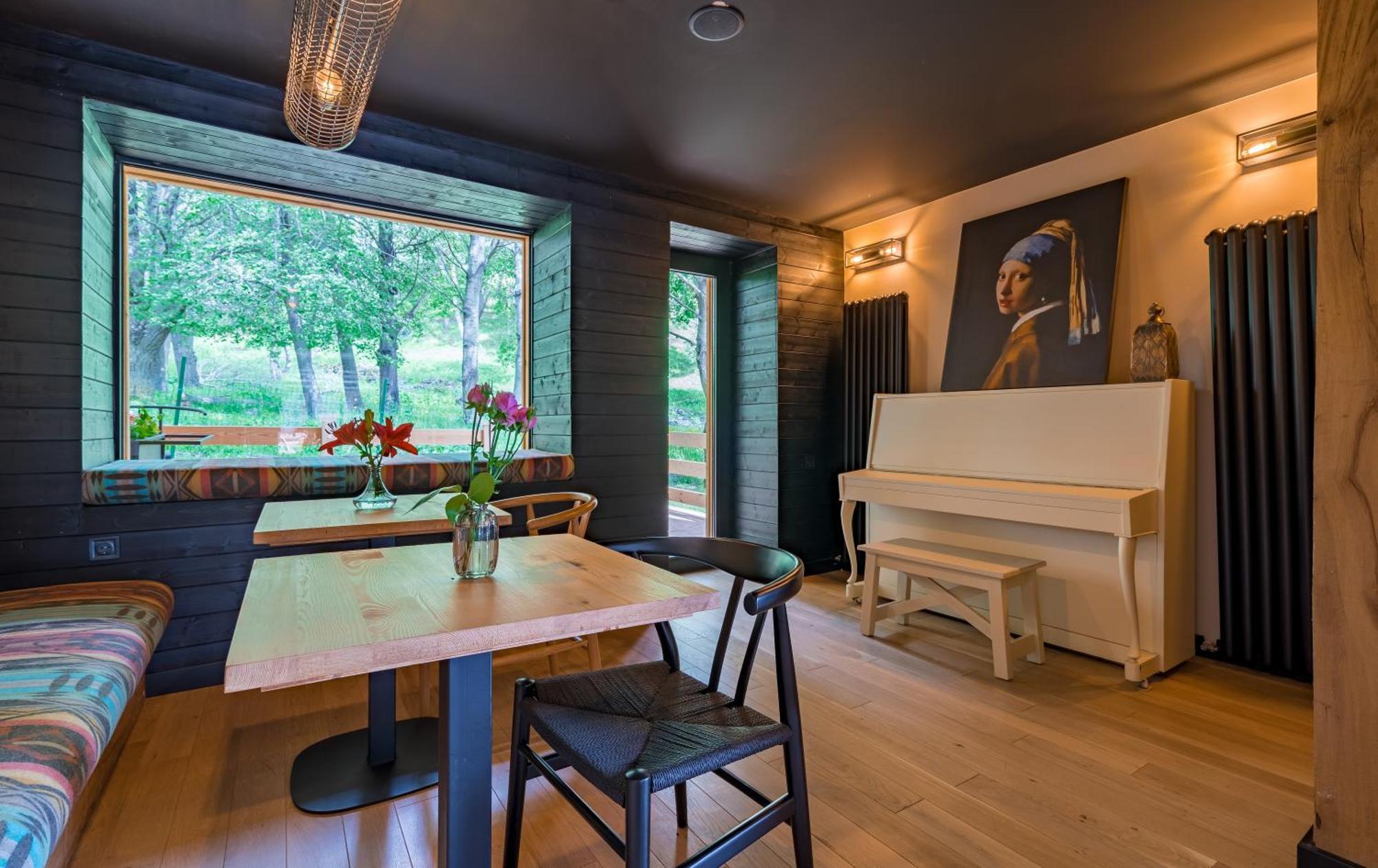 1740 Boutique Hotel Kazbegi מראה חיצוני תמונה