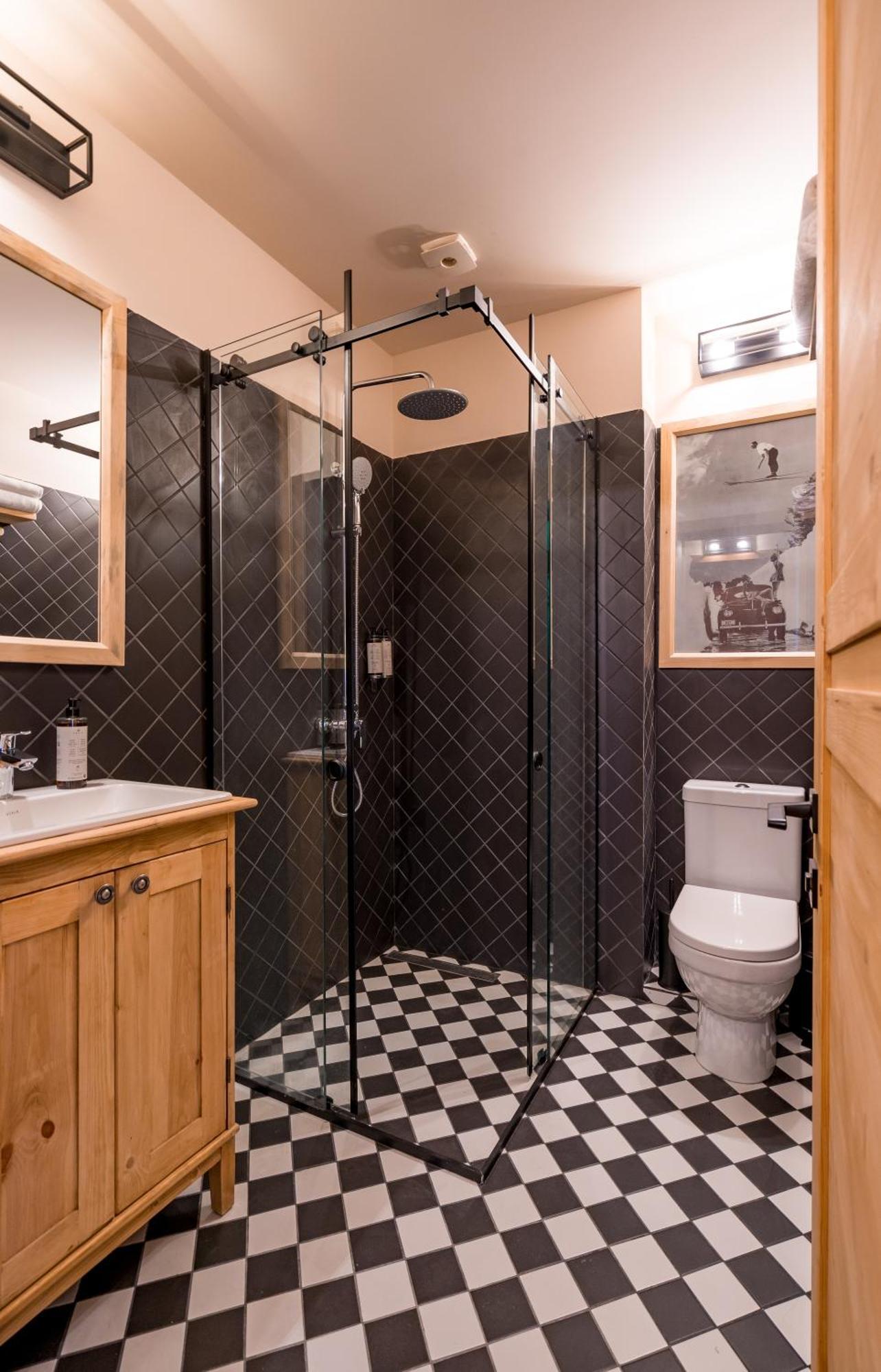 1740 Boutique Hotel Kazbegi מראה חיצוני תמונה