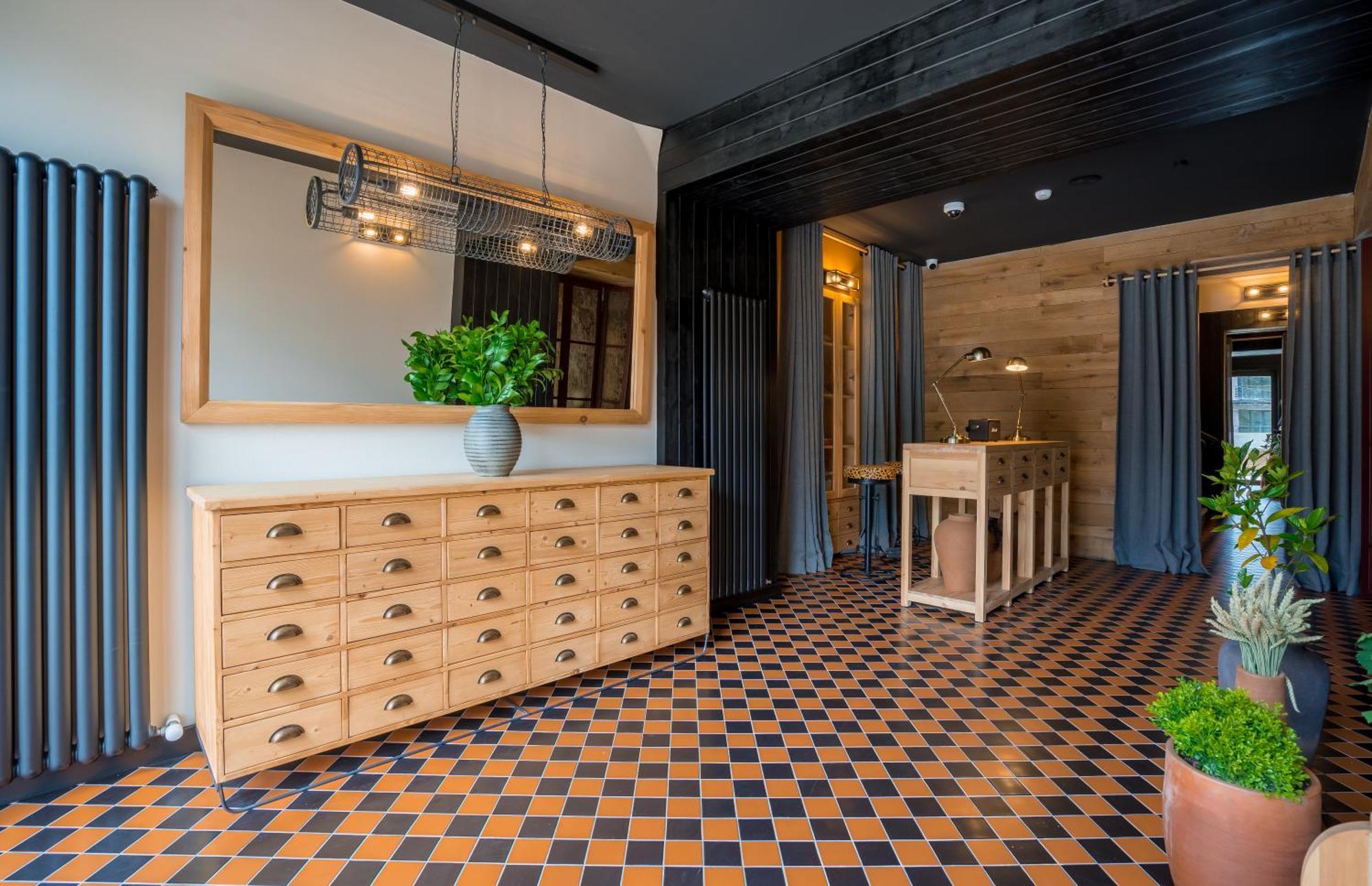 1740 Boutique Hotel Kazbegi מראה חיצוני תמונה
